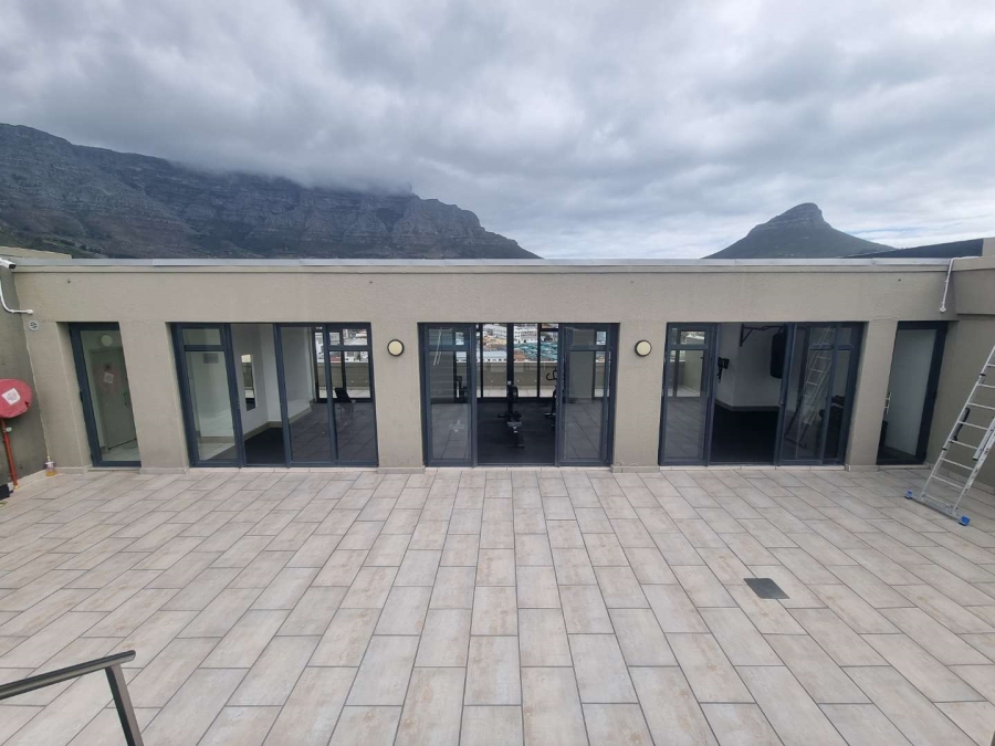 1 Bedroom Property for Sale in Zonnebloem Western Cape